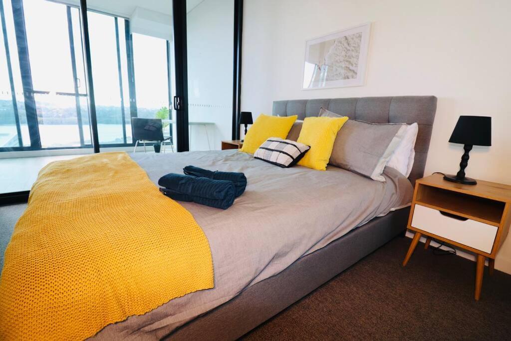 Lovely Waterview 1 Bedroom +Study+Free Parking Sydney Eksteriør billede